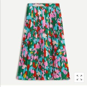 Floral pleated midi skirt